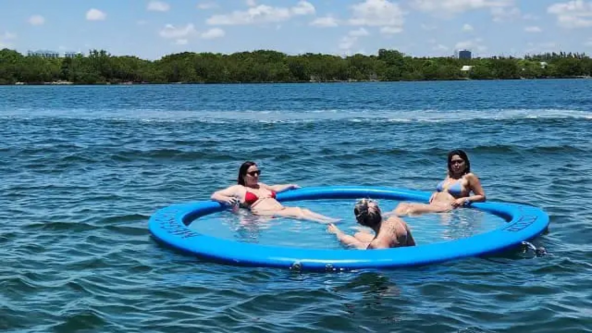 60' SeaRay - Yacht Rental in Fort Lauderdale, Florida