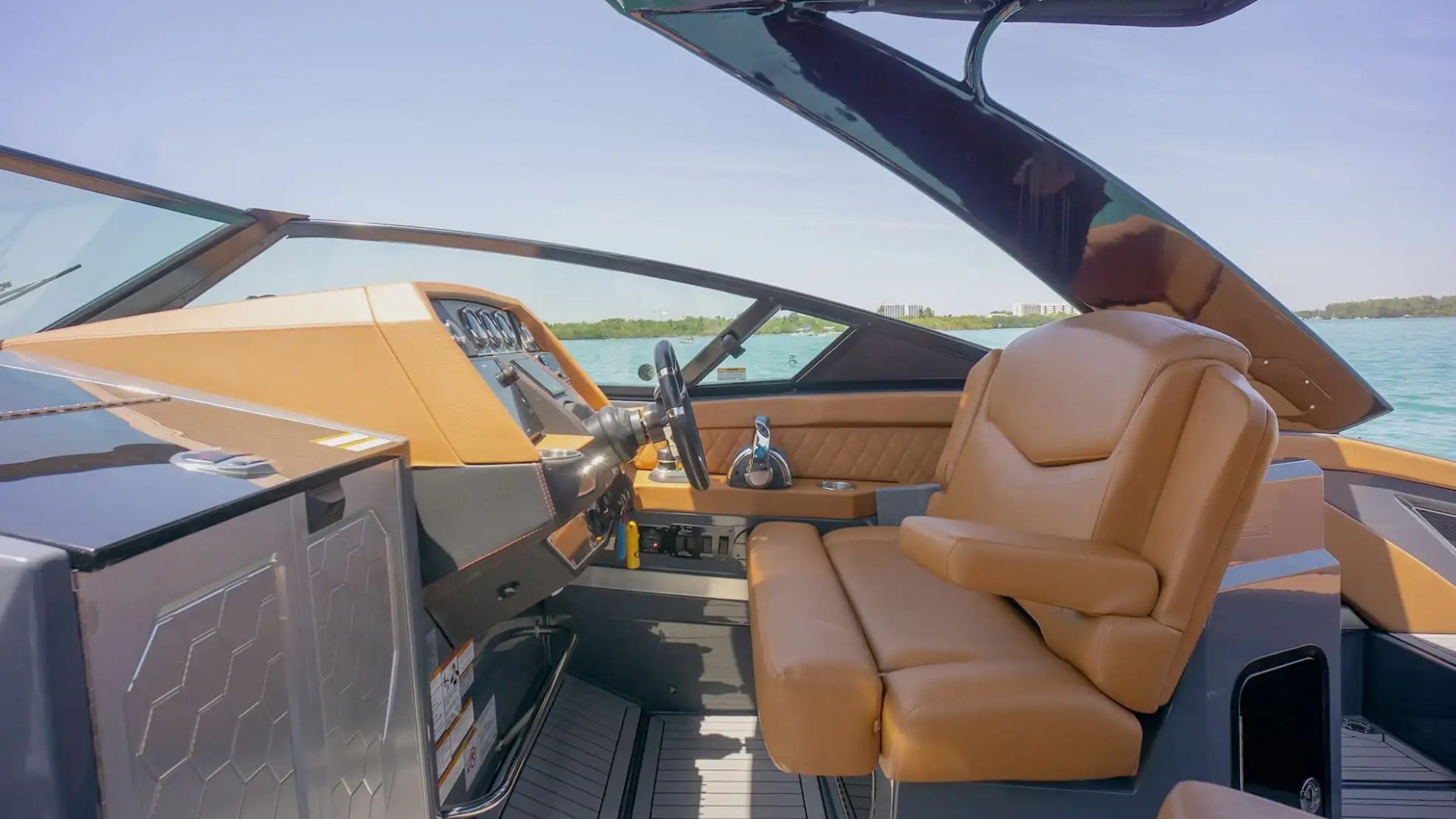 34' Cruisers - Boat Rental in St. Petersburg, Florida