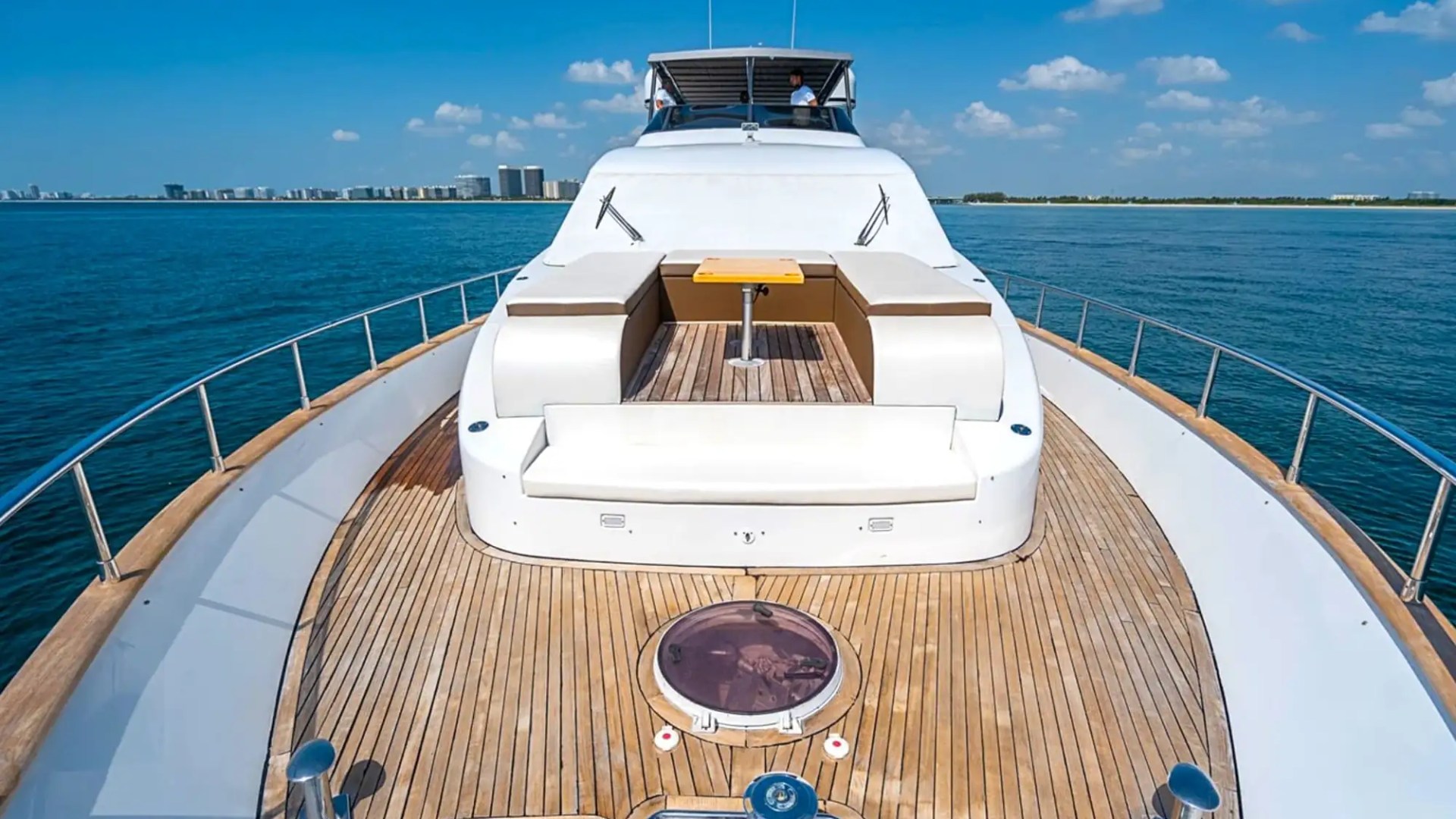 Bow sunpad lounge on 85′ Azimut Miami