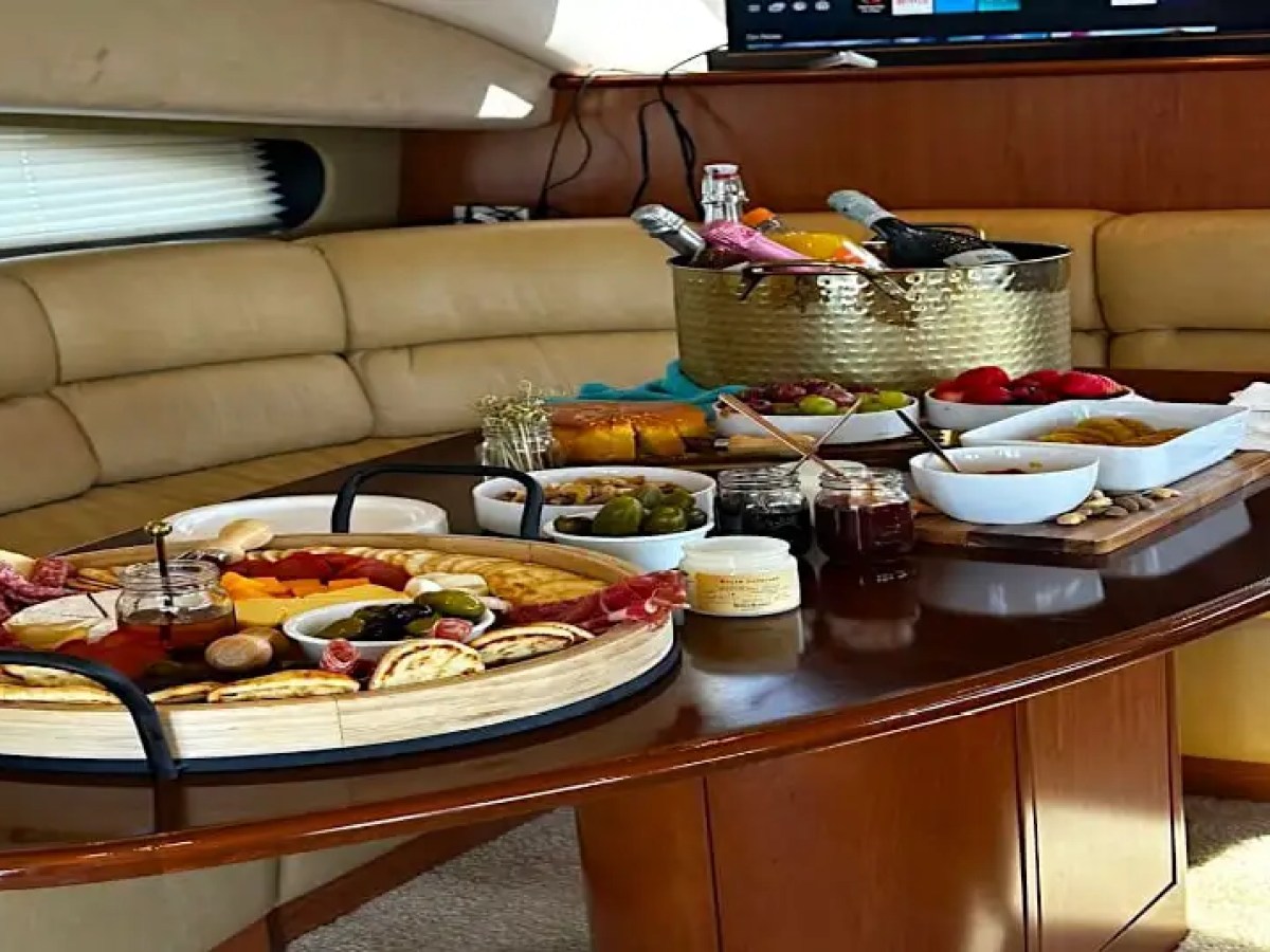 38' Silverton - Boat Rental in Saint Augustine, Florida