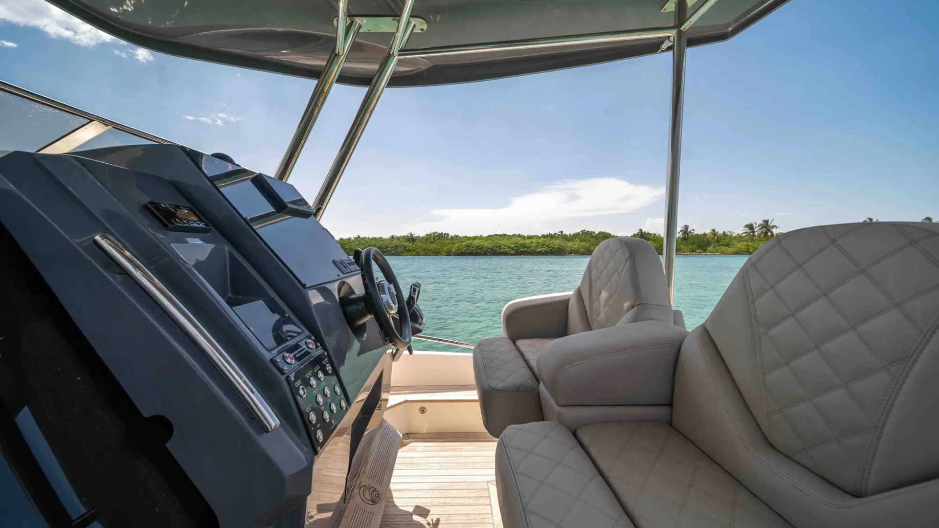 44′ Capelli water‑toys deck Miami