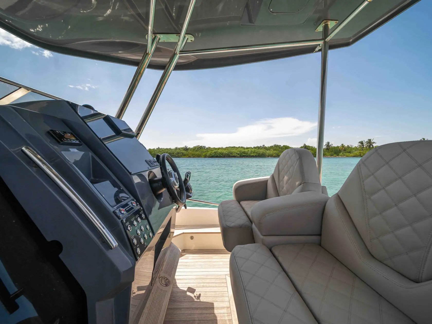 44′ Capelli water‑toys deck Miami
