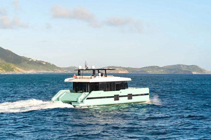 70' Sunreef- Yacht Rental in Miami Beach, Florida