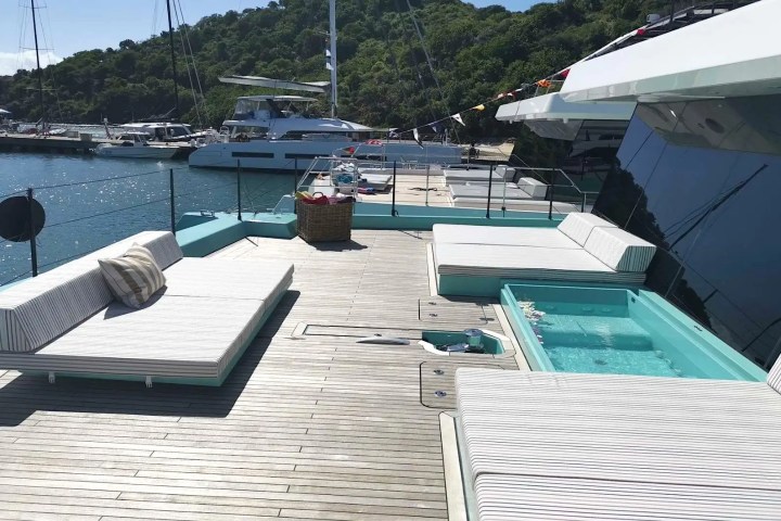 70' Sunreef- Yacht Rental in Miami Beach, Florida