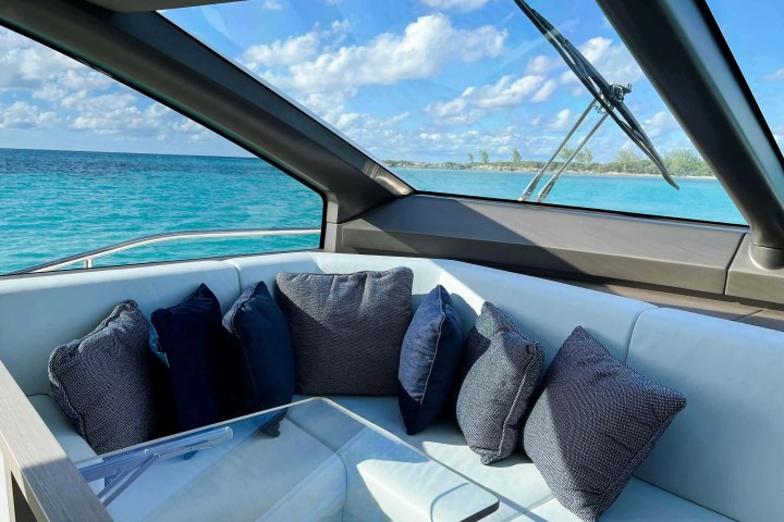 76′ Sunseeker sunset cruise Nassau