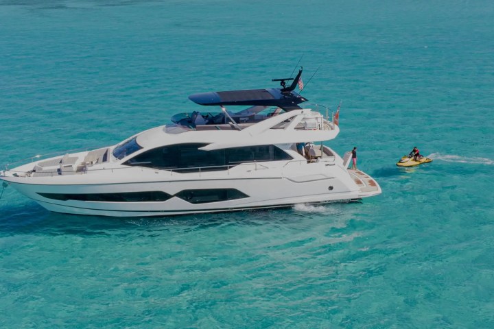 76′ Sunseeker foredeck lounge Nassau