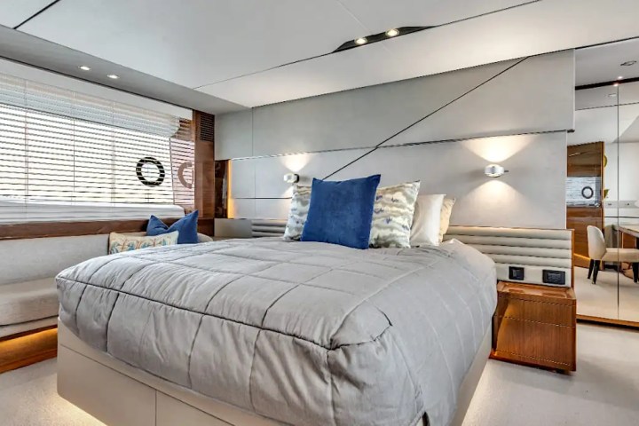 78' Princess - Yacht Rental in Sarasota, Florida