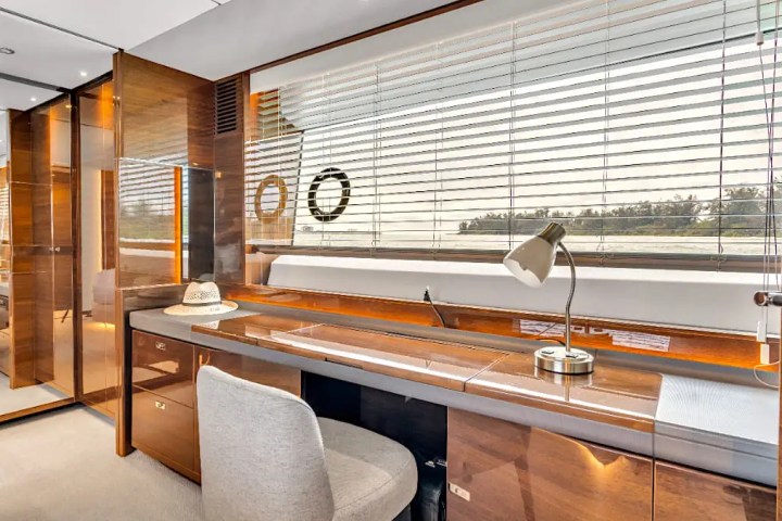 78' Princess - Yacht Rental in Sarasota, Florida