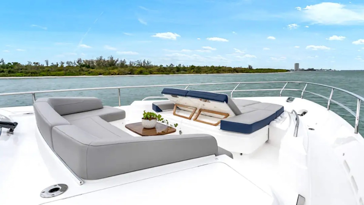 78' Princess - Yacht Rental in Sarasota, Florida