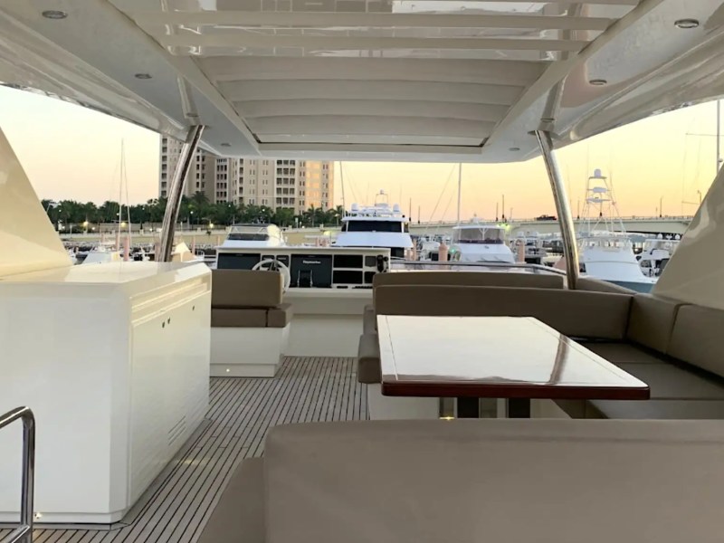 75' Prestige - Yacht Rental in Palm Beach, Florida