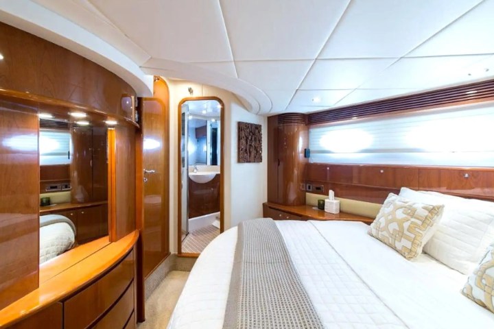 70' Princess - Yacht Rental in Miami Beach, Florida