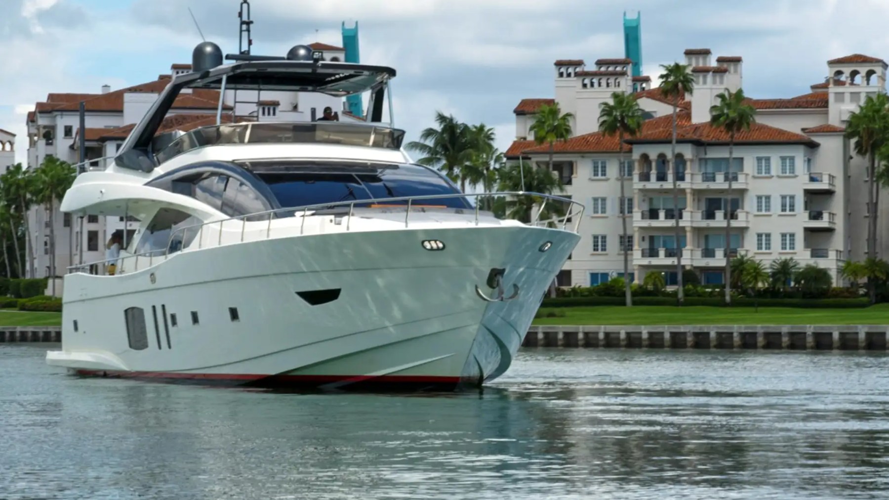 80' Astondoa - Yacht Rental in Fort Lauderdale, Florida