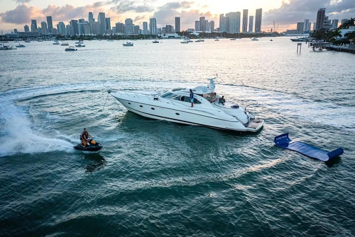 60' Predator - Yacht Rental in North Bay Village, Florida