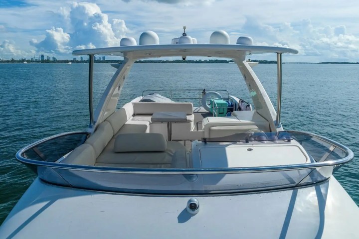 62' Azimut - Yacht Rental in Miami Beach, Florida