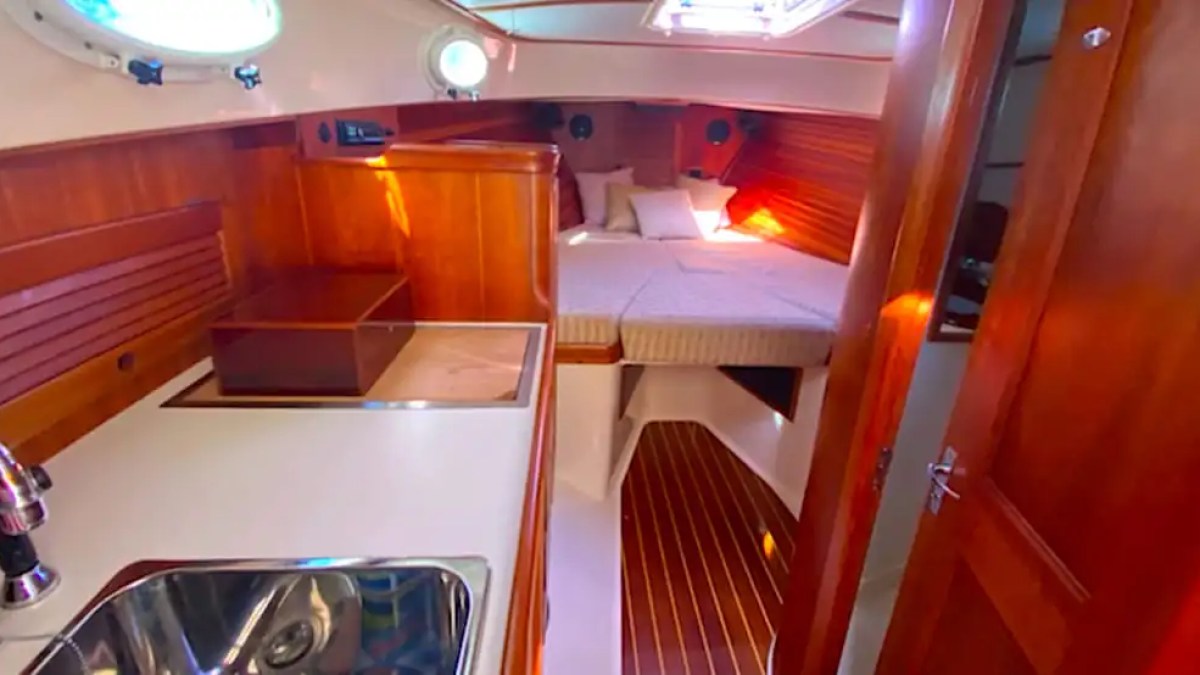 36' Hinckley - Boat Rental in Riviera Beach, Florida