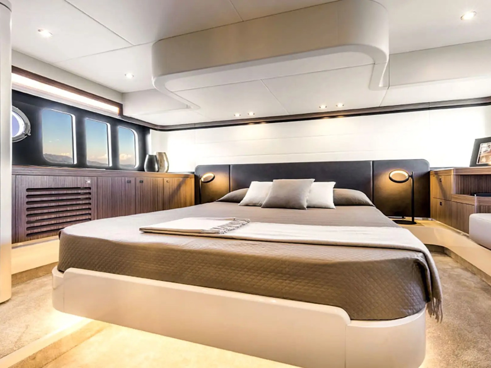 50' Absolute - Yacht Rental in Boca Raton, Florida