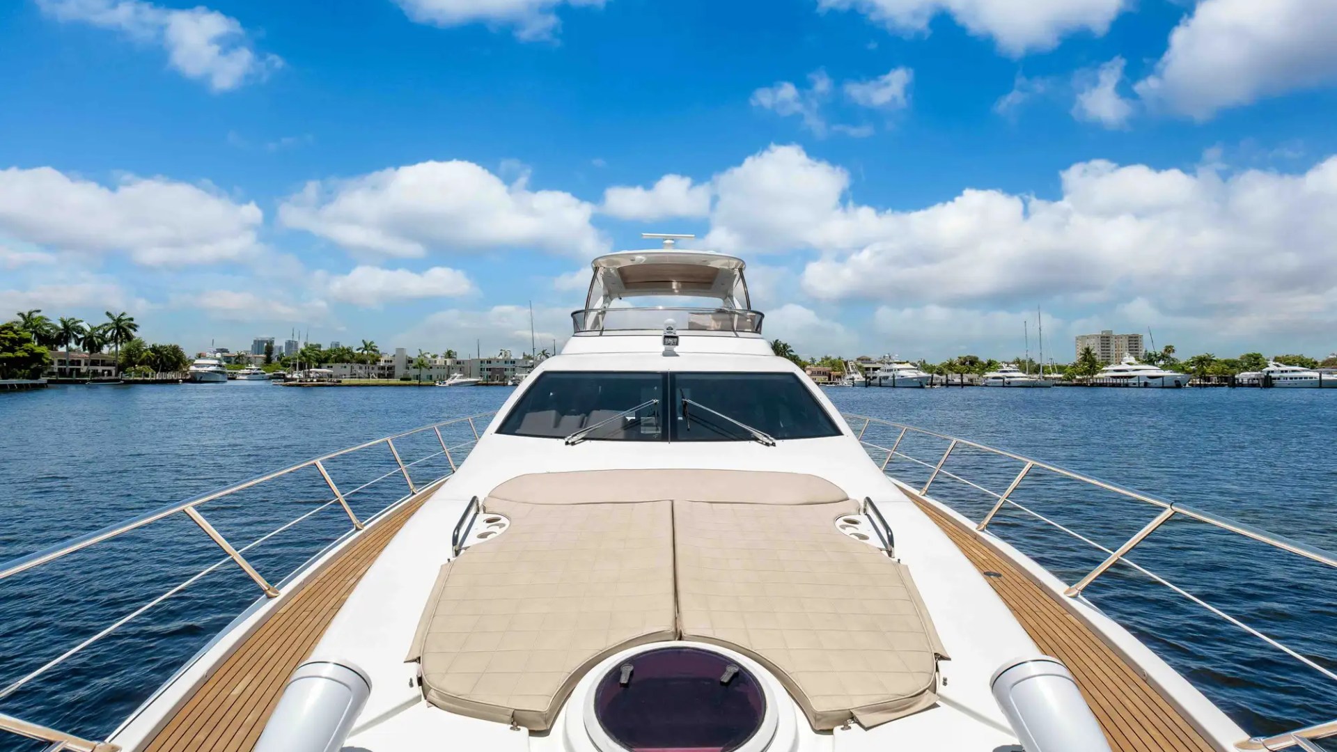 64' Azimut - Yacht Rental in Fort Lauderdale, Florida