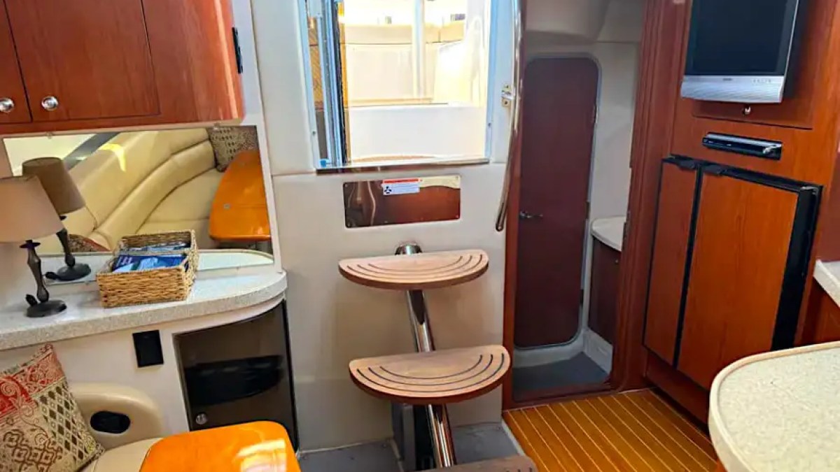 40' Regal - Boat Rental in Sarasota, Florida