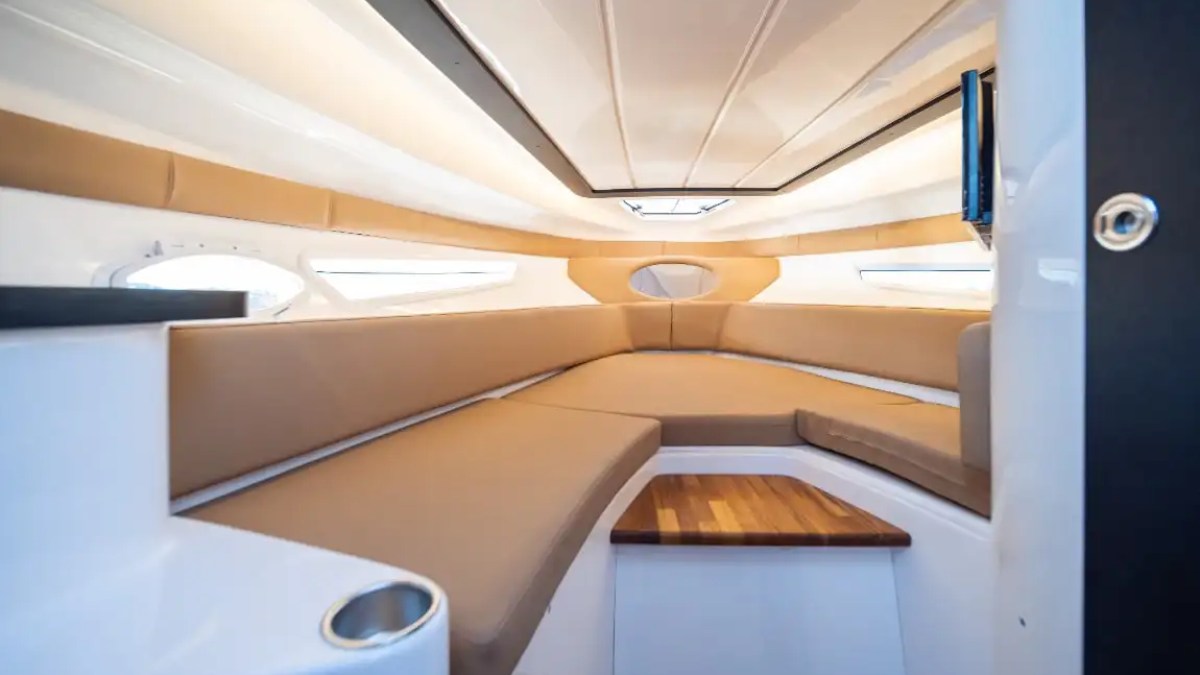 33' Hanover - Boat Rental in Palm Beach, Florida