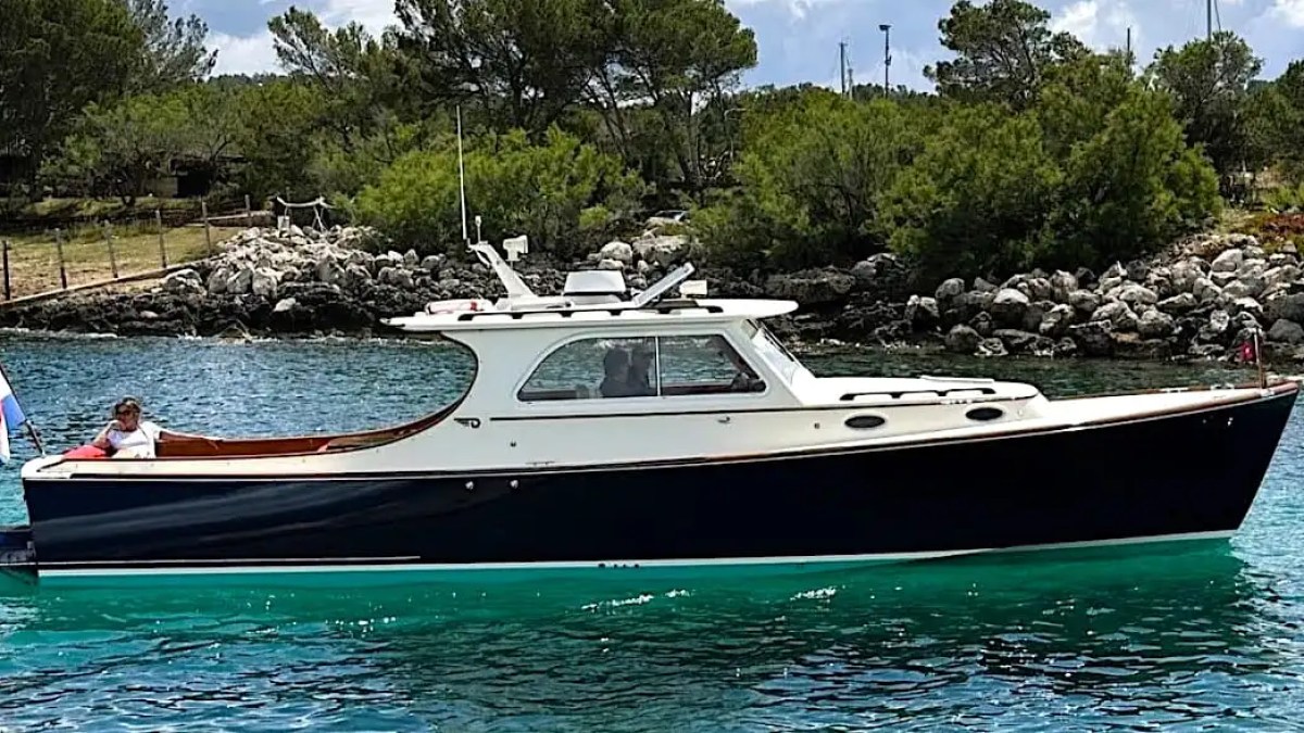 36' Hinckley - Boat Rental in Riviera Beach, Florida