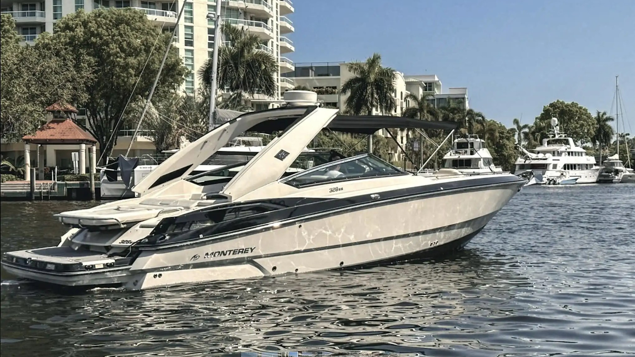 33' Monterrey - Boat Rental in Fort Lauderdale, Florida