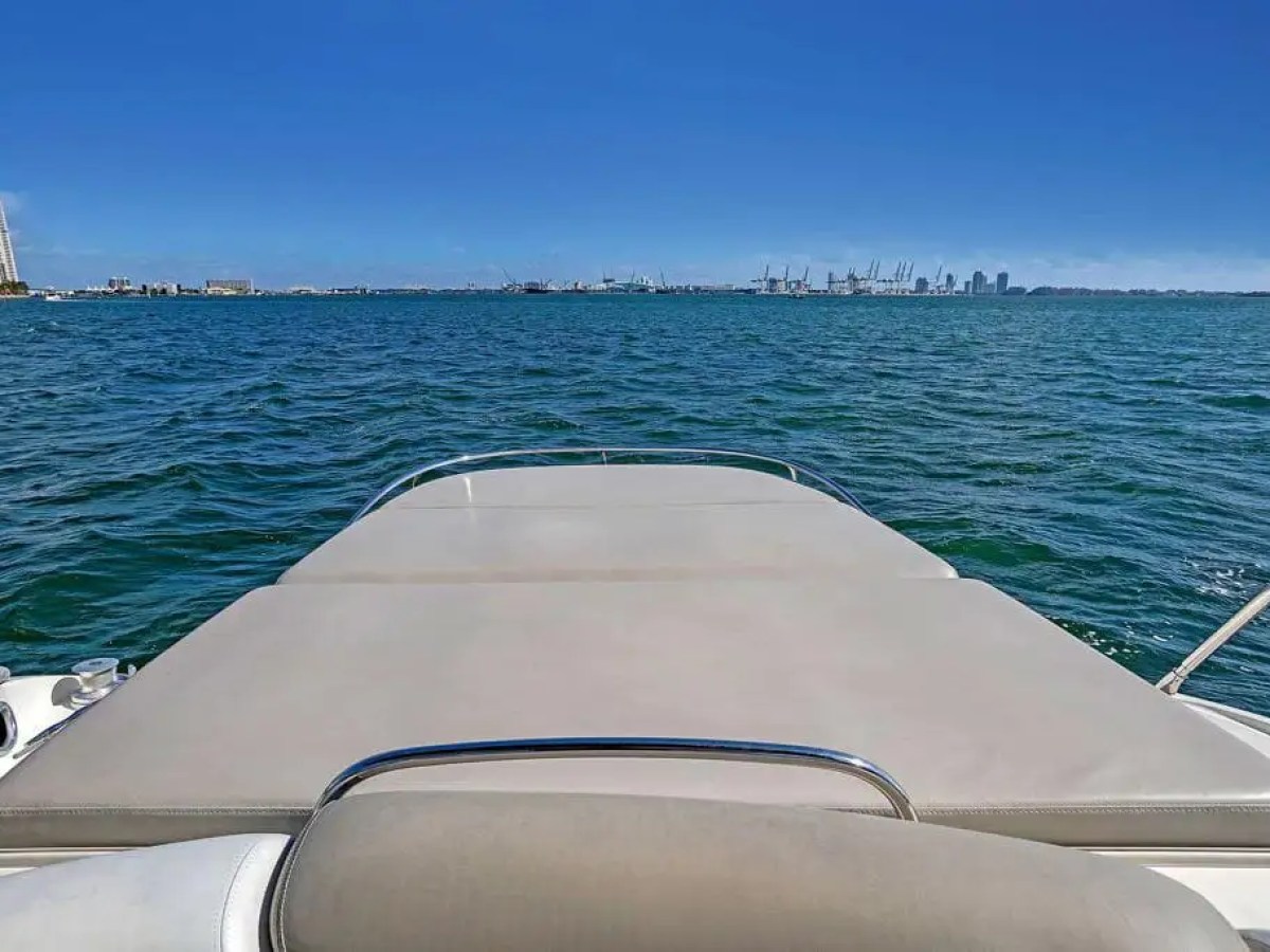 50′ Cranchi water‑toy deck Key Biscayne – image 07