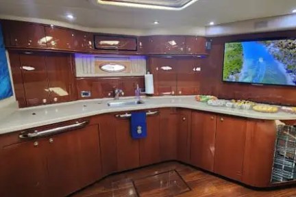 60' SeaRay - Yacht Rental in Fort Lauderdale, Florida