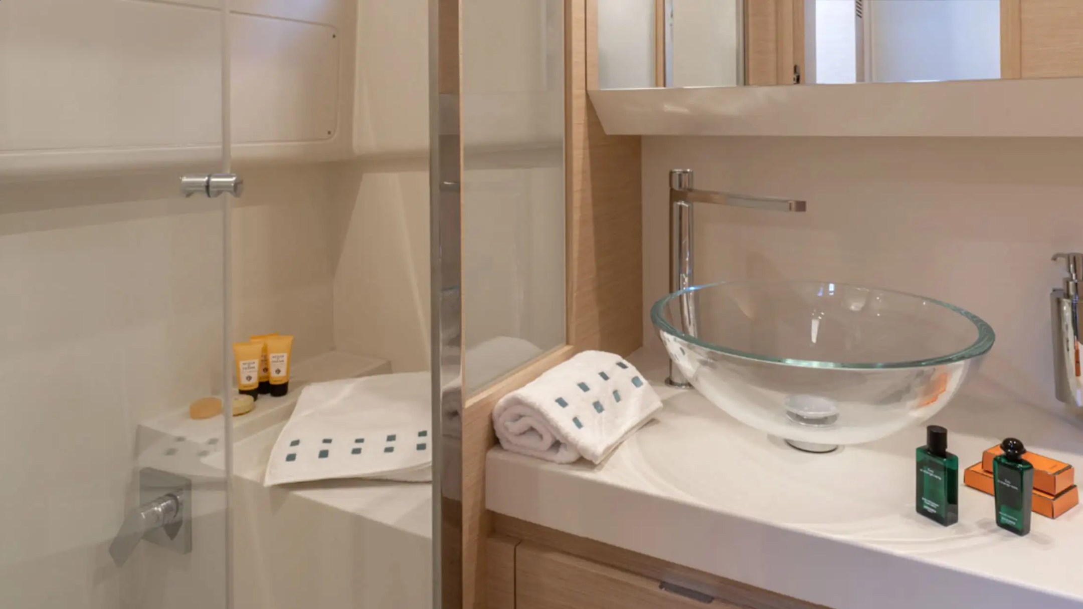 44' Solaris - Boat Rental in Riviera Beach, Florida