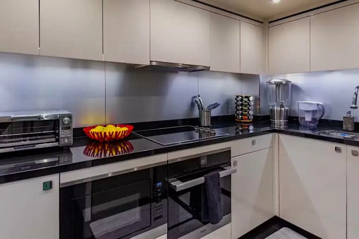 95' SunSeeker - Yacht Rental in Fort Lauderdale, Florida