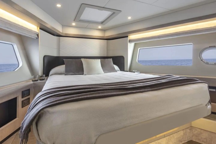 50' Absolute - Yacht Rental in Boca Raton, Florida