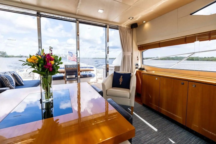 64' SunSeeker - Yacht Rental in Jupiter, Florida