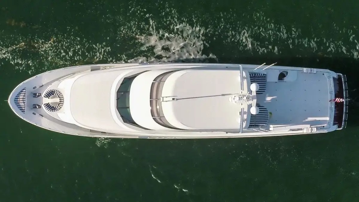 112' Westport - Yacht Rental in Palm Beach, Florida
