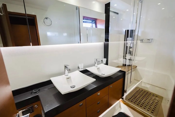 62' Prestige - Yacht Rental in Miami Beach, Florida