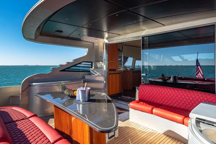 90' Pershing - Yacht Rental in Miami, Florida