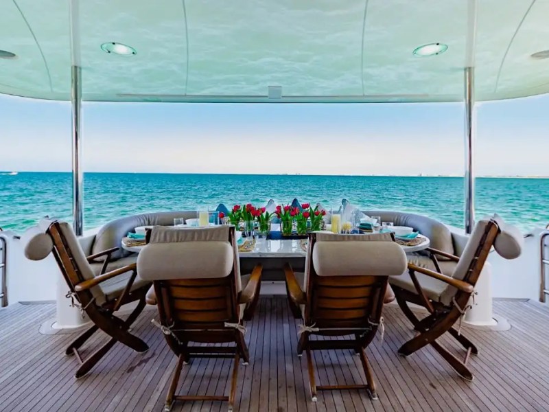 94' Lazzara - Yacht Rental in St. Petersburg, Florida