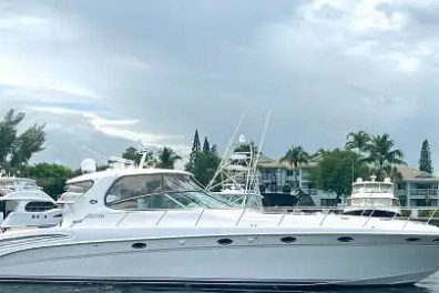 60' SeaRay - Yacht Rental in Fort Lauderdale, Florida