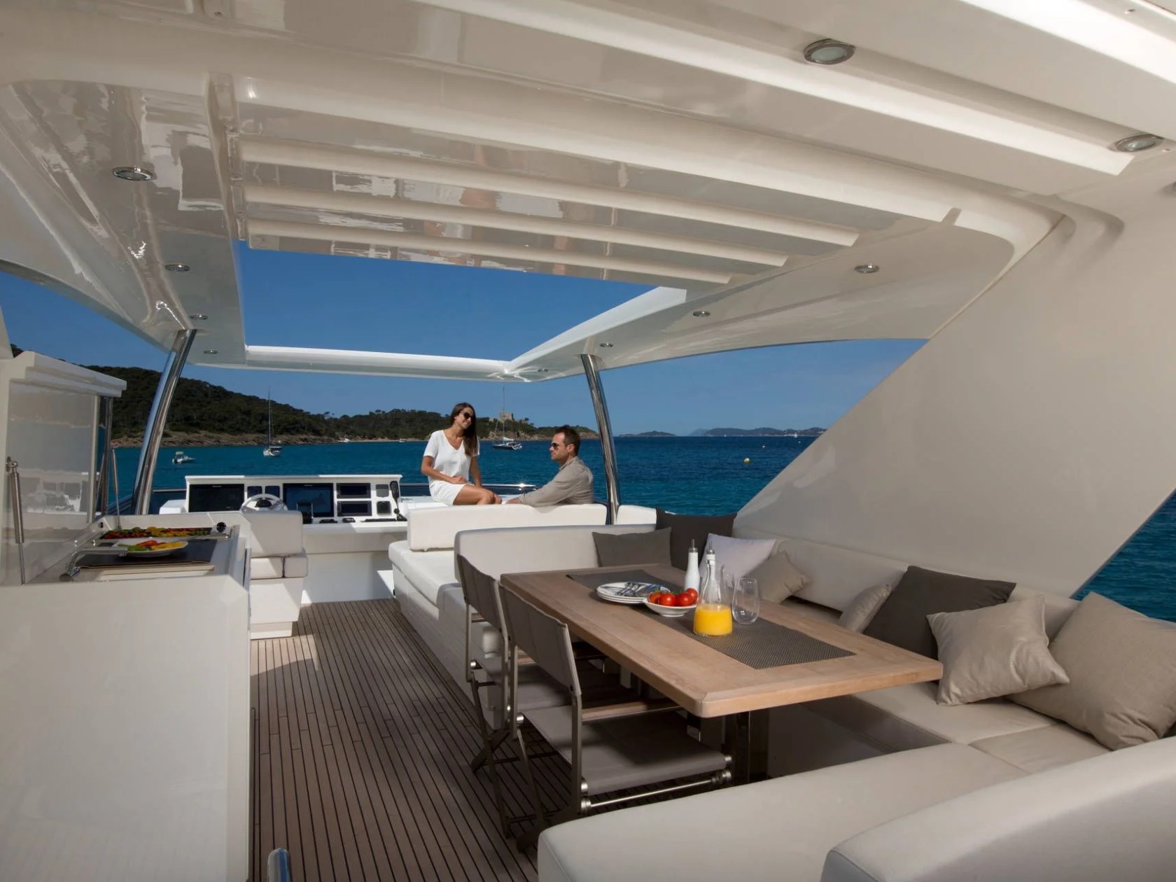 75' Prestige - Yacht Rental in Hollywood, Florida