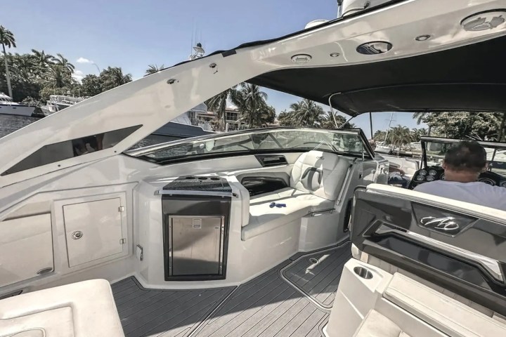 33' Monterrey - Boat Rental in Fort Lauderdale, Florida