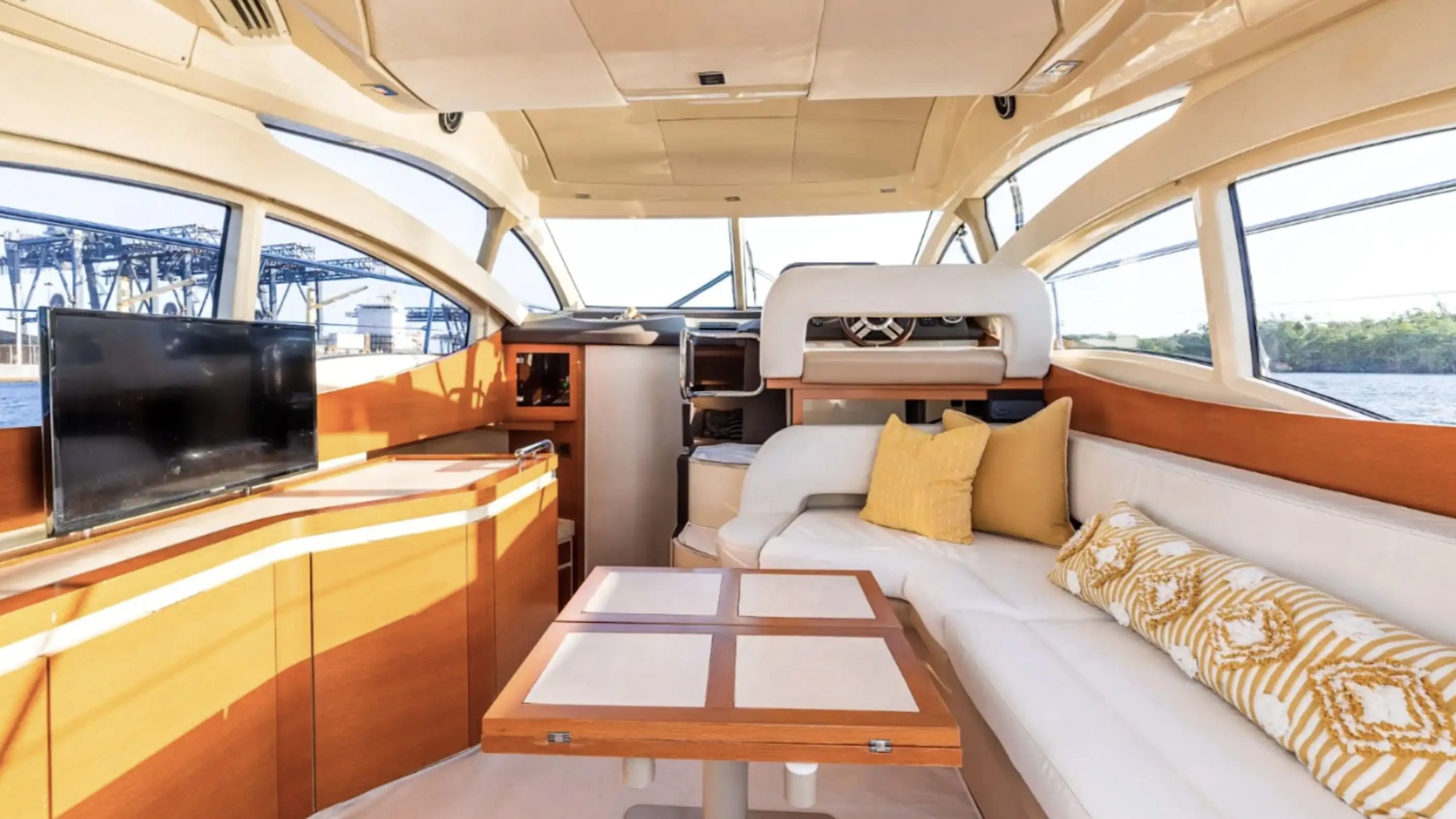 40' Azimut - Boat Rental in Tampa, Florida