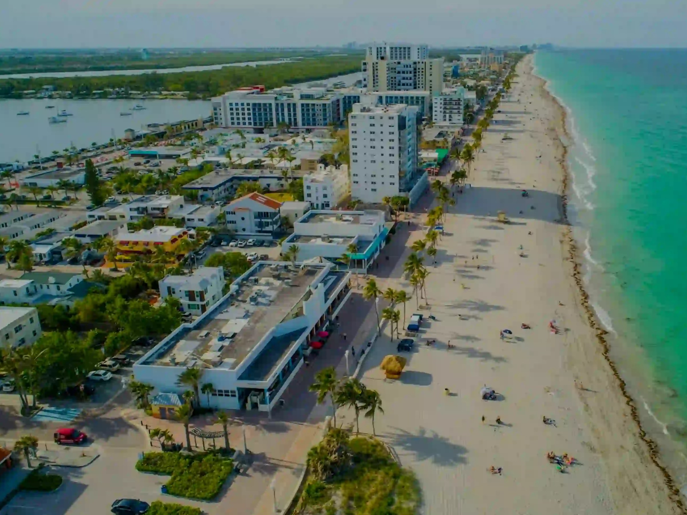 Rent Boats & Yachts for Charters in Hollywood, Florida