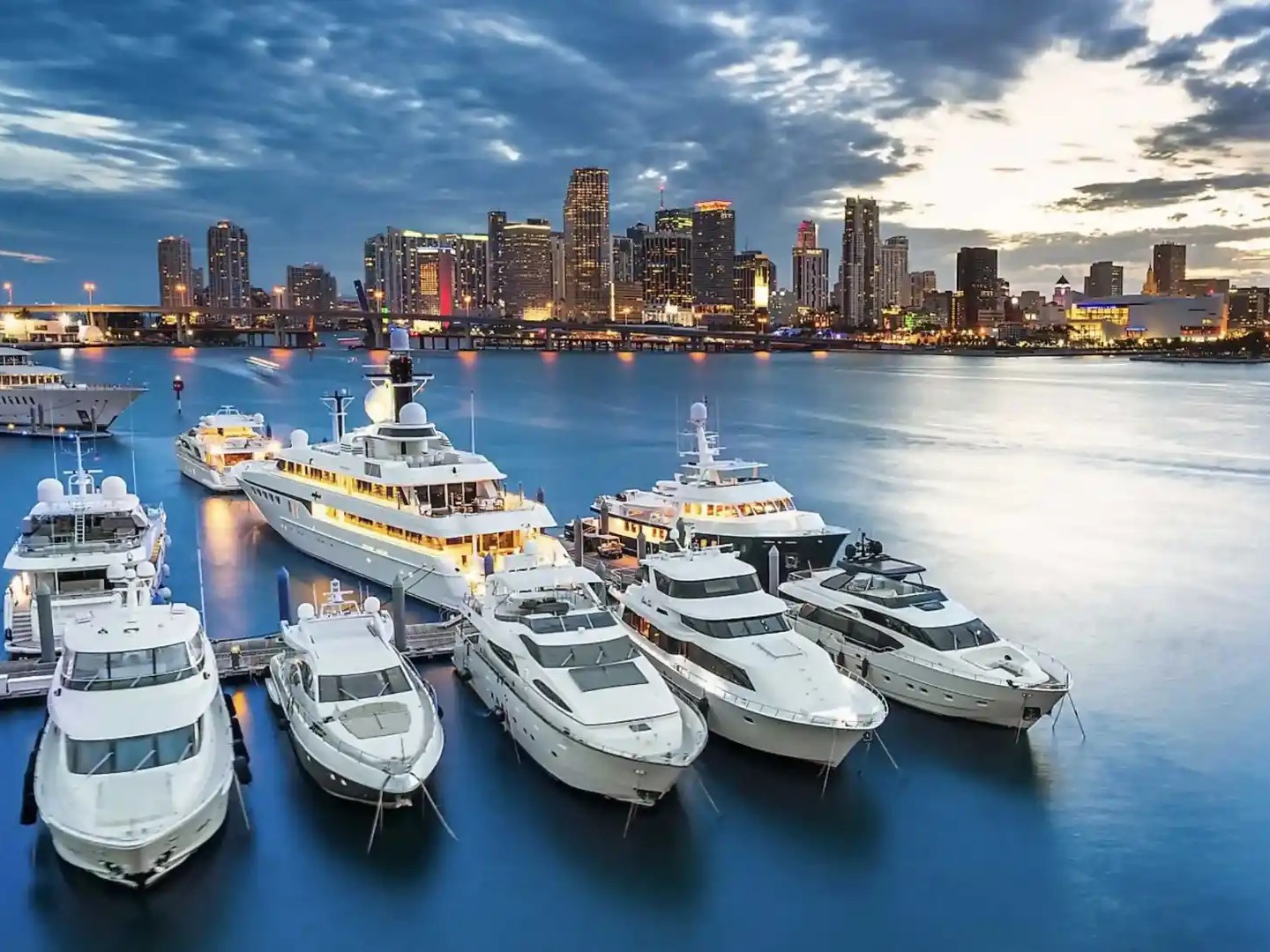 Rent Boats & Yachts for Charters in Miami, Florida