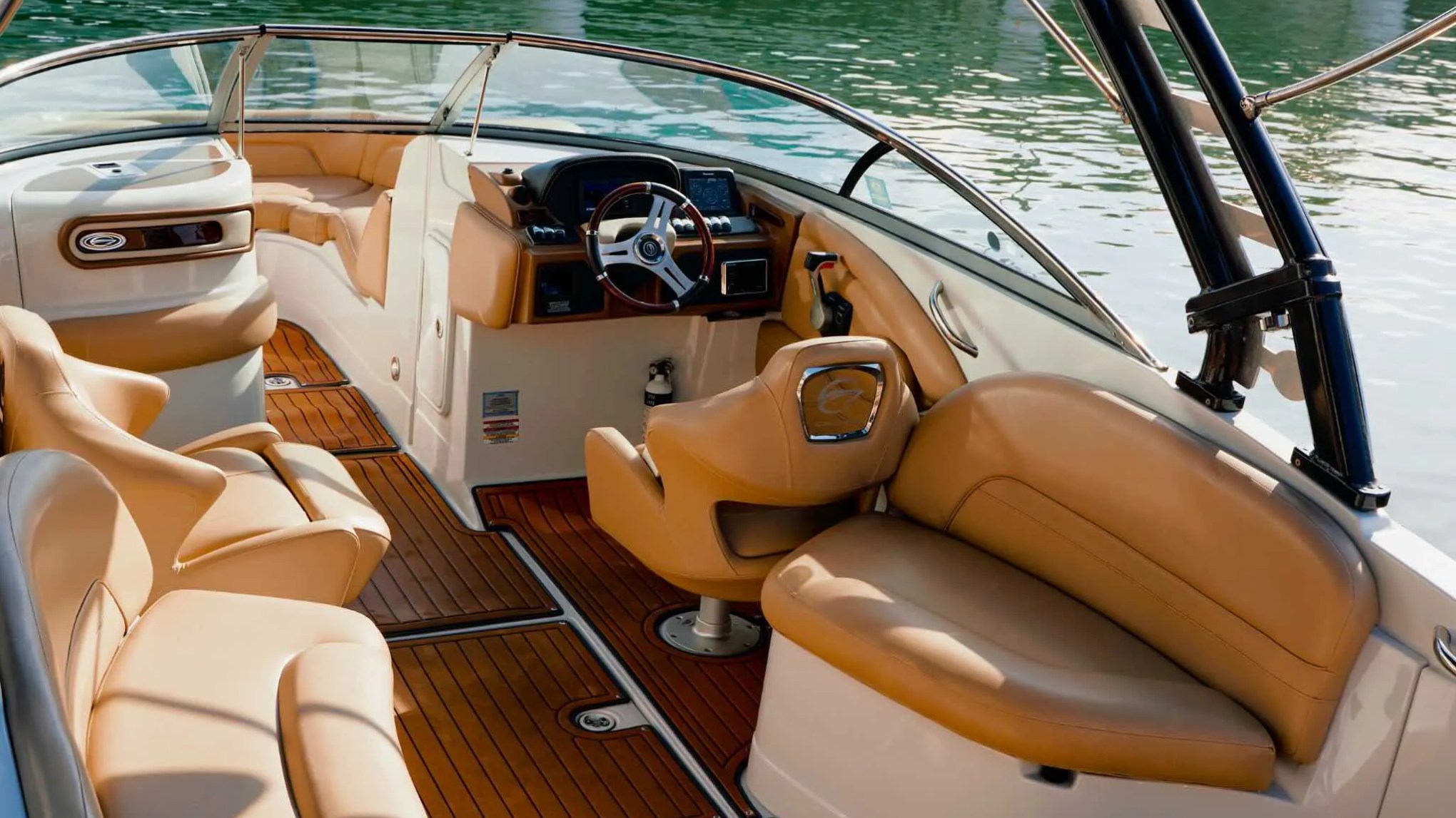 Helm area of 27′ Crownline Miami Beach