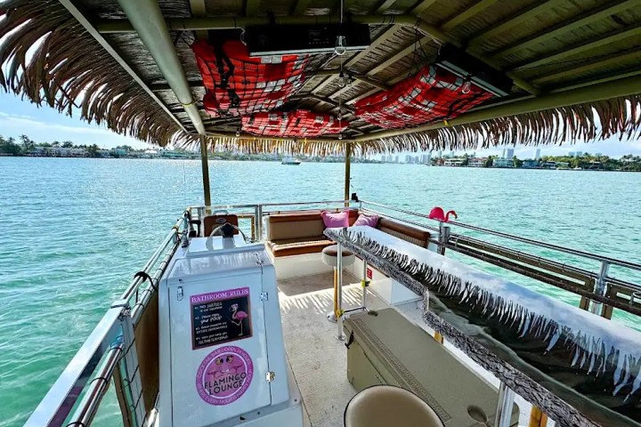 Side-deck boarding view on 30′ Tiki – Miami