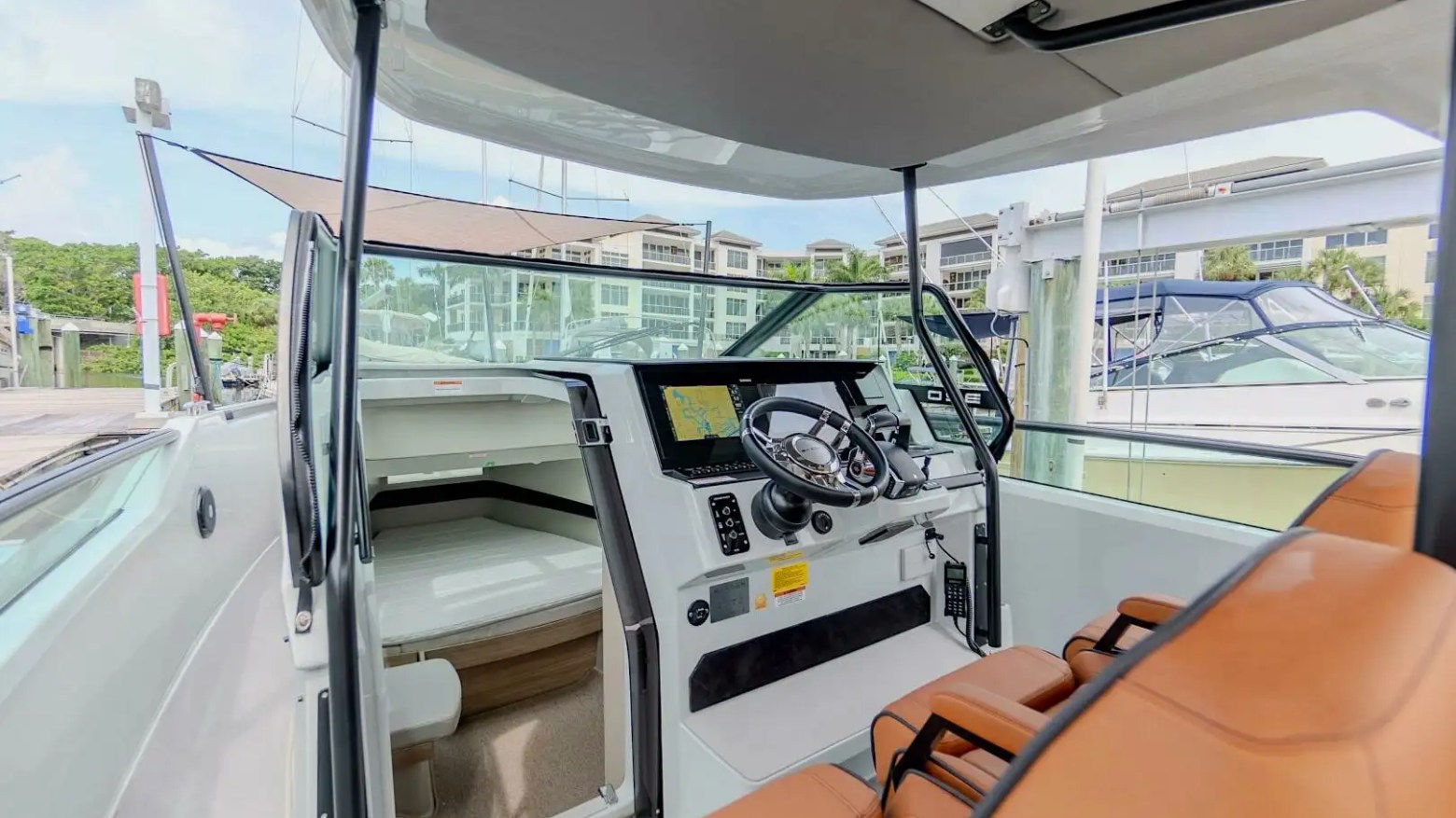 Interior overview on 32′ Saxdor Miami Beach