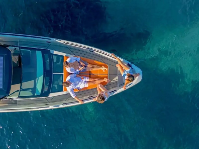 Bow lounge at anchor on 32′ Saxdor Miami Beach