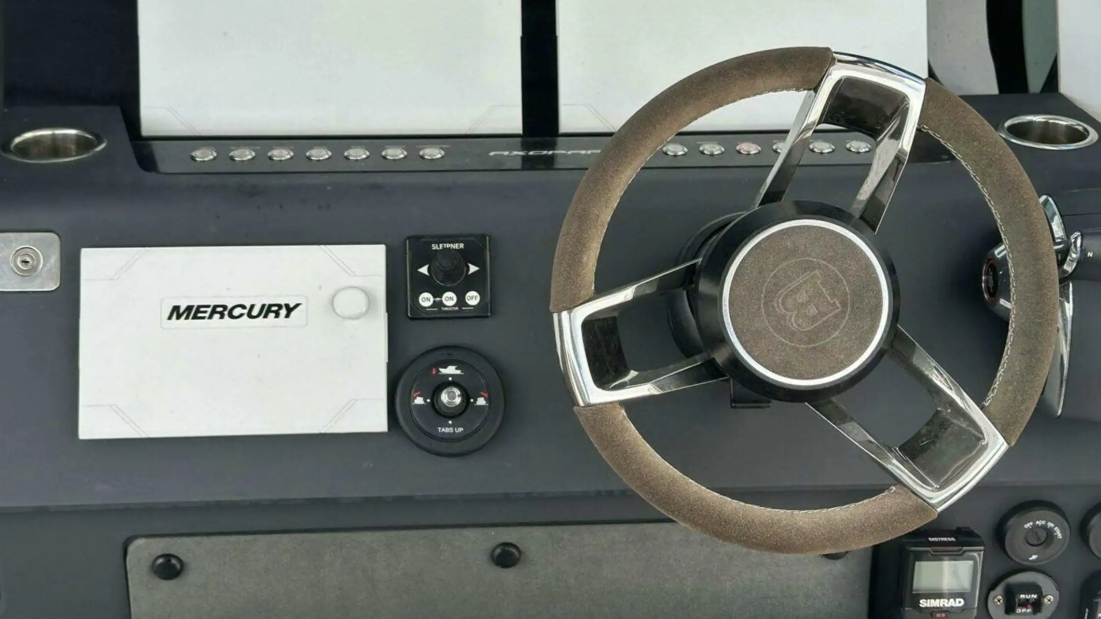 Cockpit helm station on 38′ Axopar Miami