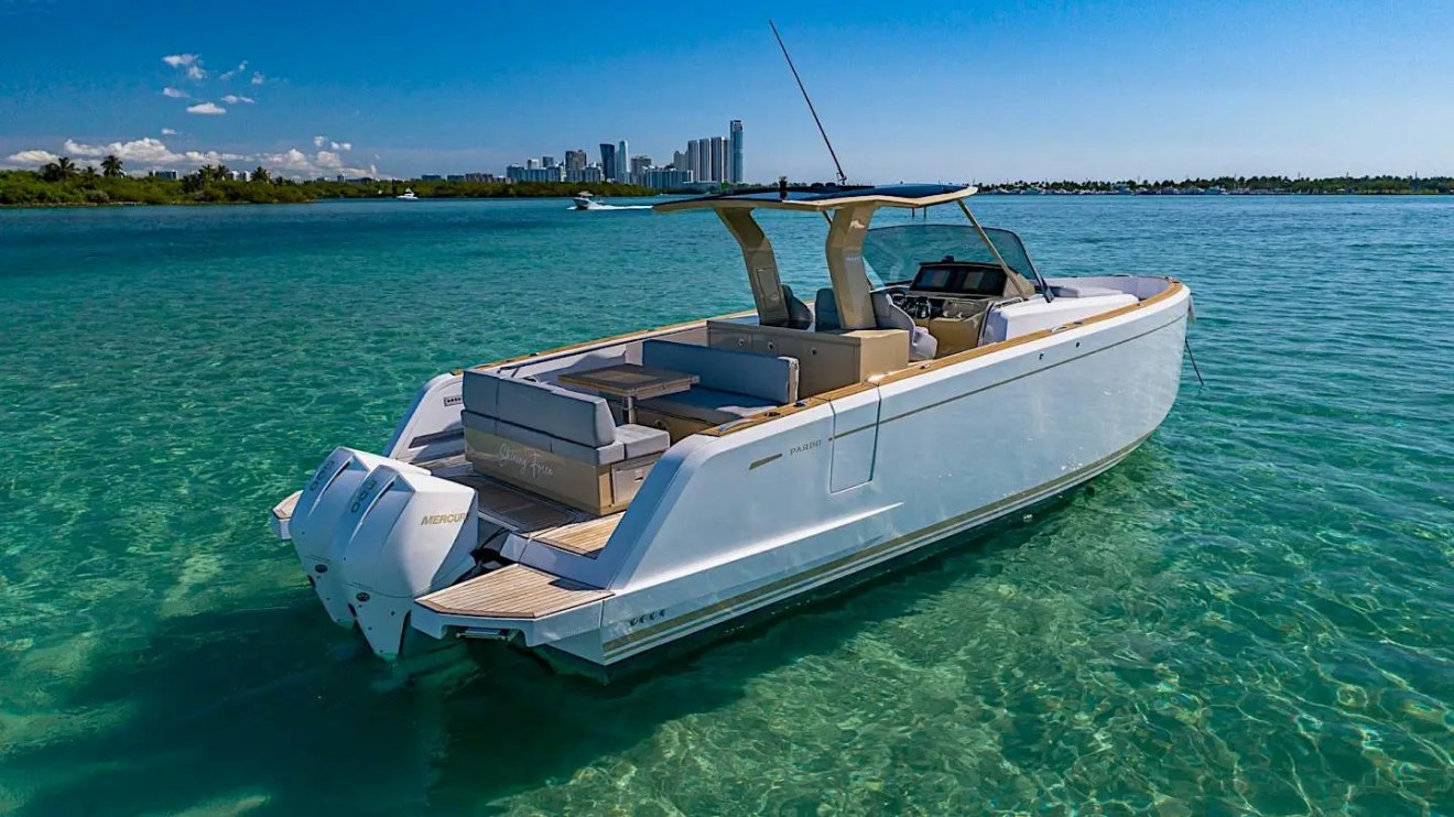 Drone orbit exterior of 38′ Pardo Miami Beach