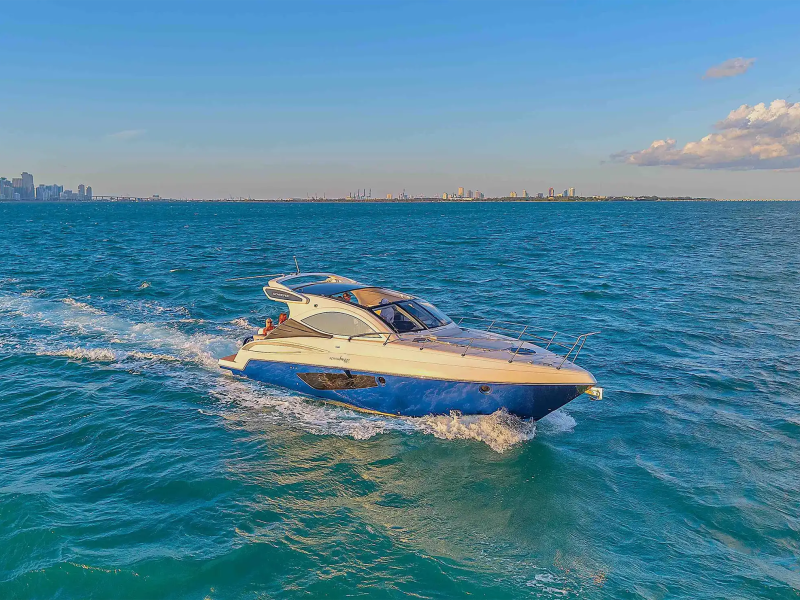 Aerial drone shot of 40′ Schaefer Miami underway