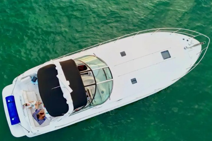 Aerial drone view of 42′ Sea Ray Miami