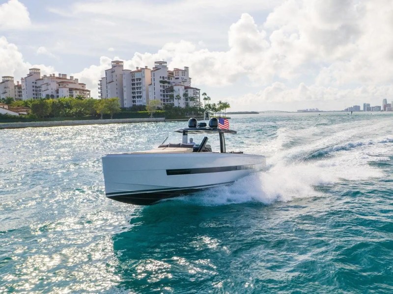 44′ Fjord boat side cruising portrait